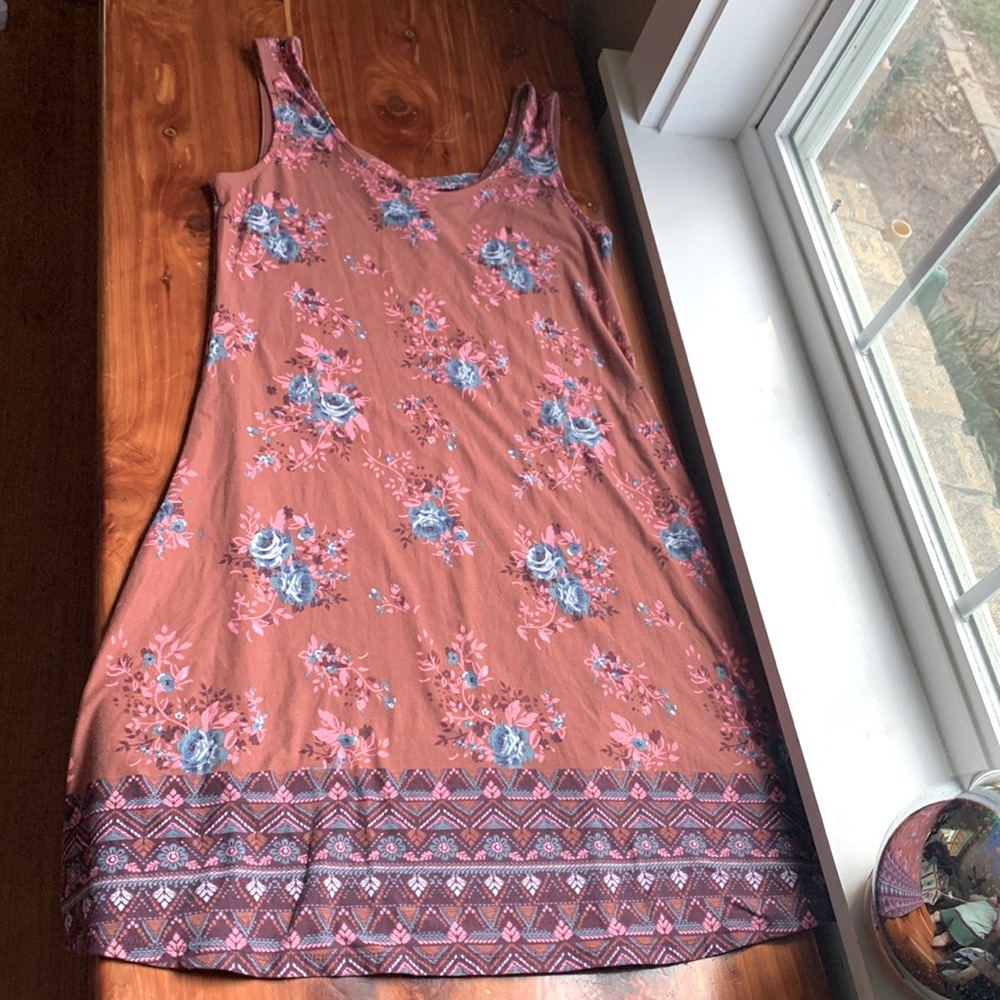 Mudd tank dress with cross cross in the back on top floral